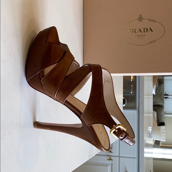 Prada platform heels - Picture 5 of 8